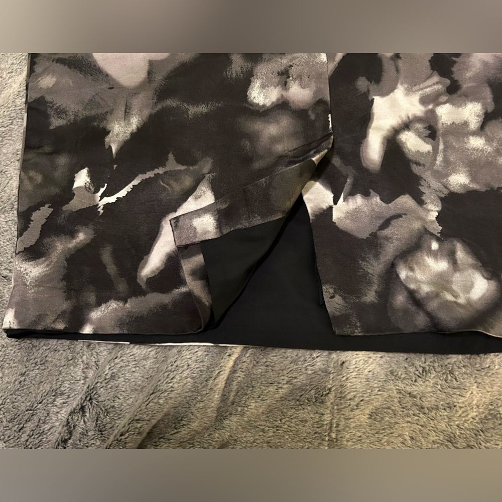Jones New York Contemporary Black & White Skirt. Cotton & Silk blend size 10 - Picture 8 of 8